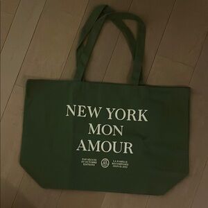 Sezane Tote Bag with White new York